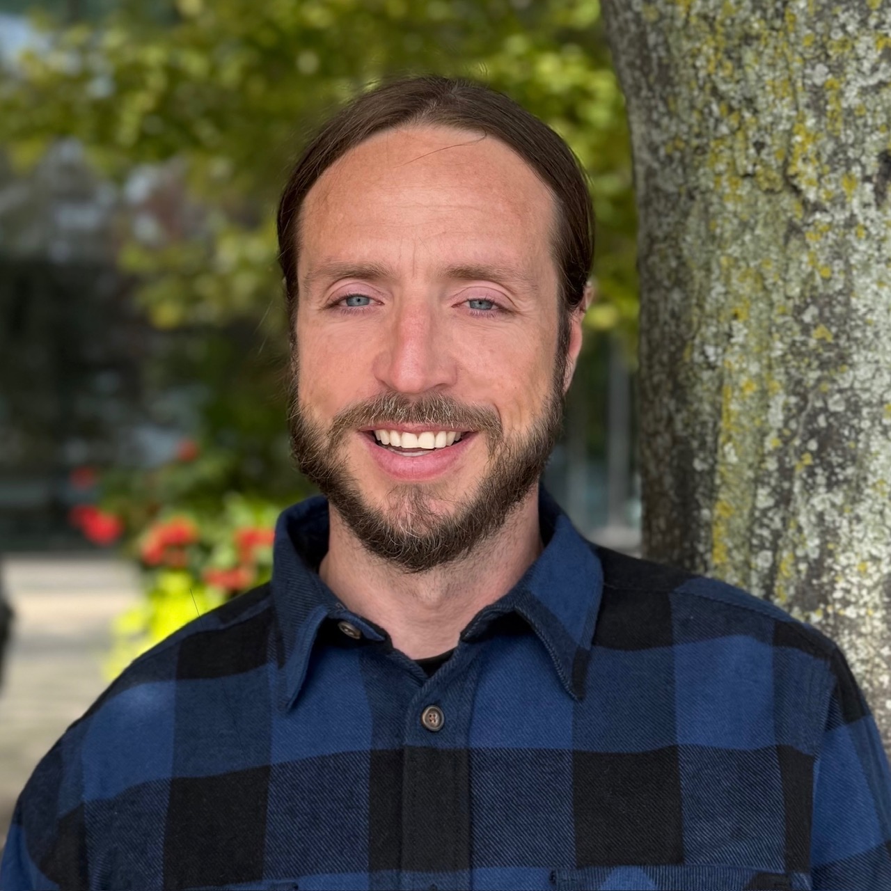 Tom Colquhoun Registered Social Worker, Psychotherapist